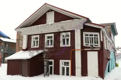 REAL ESTATE / For Sale / Houses 
